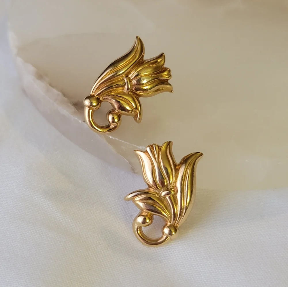 Gorgeous Vintage Spring Tulip Gold Earrings Flower